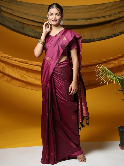 

ODETTE Pink & Gold-Toned Ethnic Motifs Zari Banarasi Saree