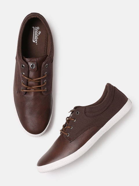 

Roadster Men Brown Sneakers