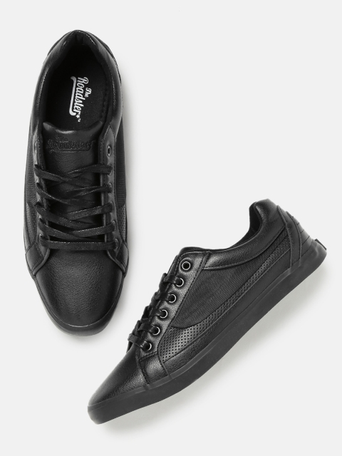 

Roadster Men Black Sneakers