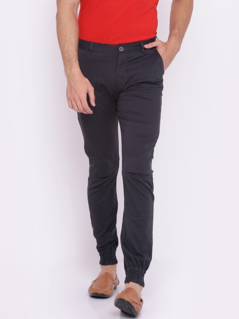 

British Club Men Charcoal Grey Regular Fit Solid Joggers