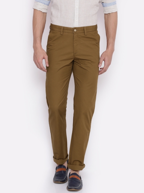 

Allen Solly Men Brown Custom Regular Fit Solid Chinos