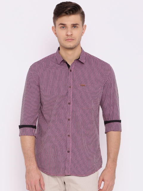 

British Club Men Pink & Black Slim Fit Striped Casual Shirt