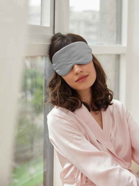 

JENNA Adults Silver Solid Sleeping Eye Mask