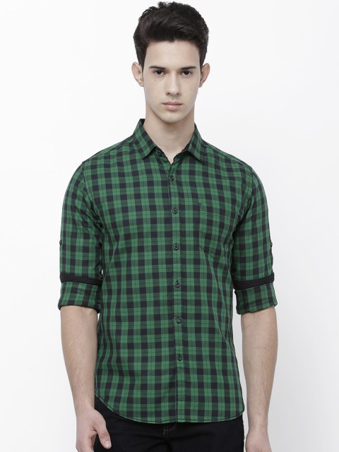 

LOCOMOTIVE Men Green & Black Slim Fit Checked Casual Shirt