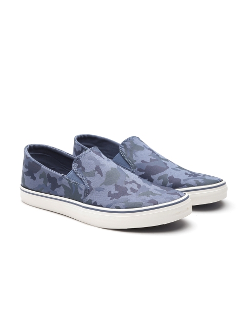 

United Colors of Benetton Men Blue Camouflage Print Slip-On Sneakers