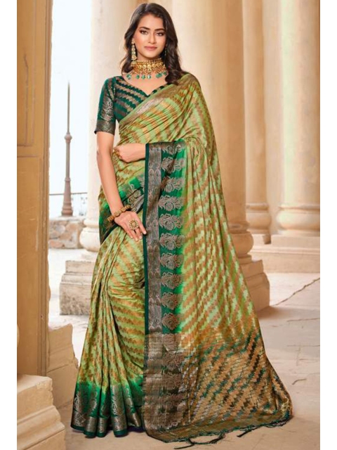 

KARAGIRI Green & Gold-Toned Floral Zari Art Silk Banarasi Saree