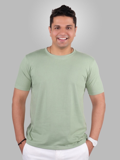 

The Label Bar Men Olive Green Solid Round Neck Cotton T-shirt