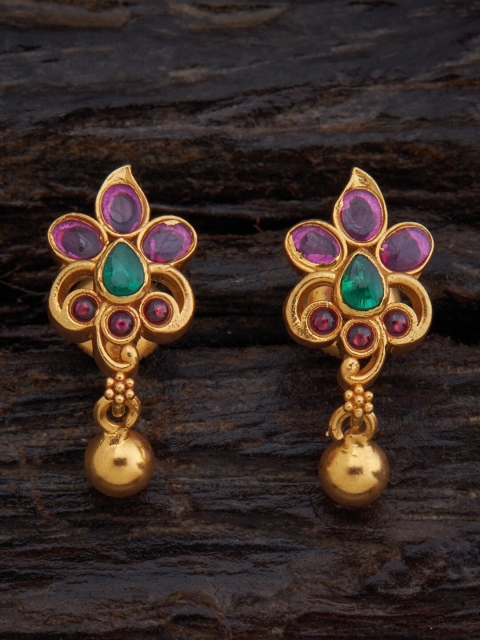 

Kushal's Fashion Jewellery Women Red Floral Artificial Stones Studs Earrings