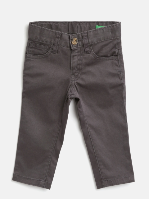

United Colors of Benetton Boys Grey Solid Trousers