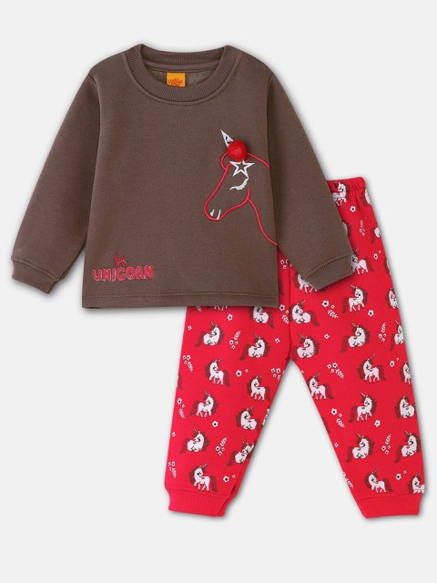 

Cuddles for Cubs Kids Coffee Brown & Red Printed T-shirt With Trouser