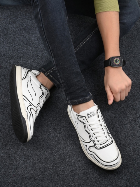 

Alberto Torresi Men Black Printed Sneakers