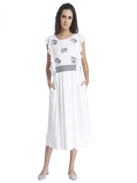 

Vero Moda Women Off-White Embroidered Fit & Flare Dress