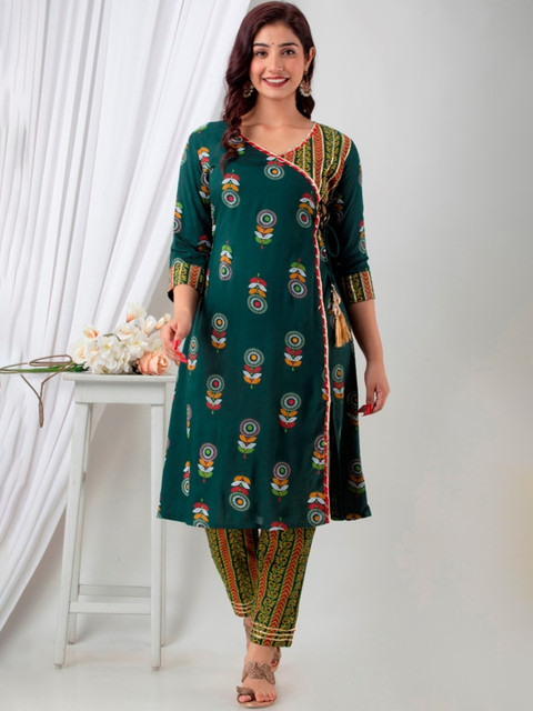

Fusion Threads Women Green Floral Printed Pure Cotton Kurta with Trousers