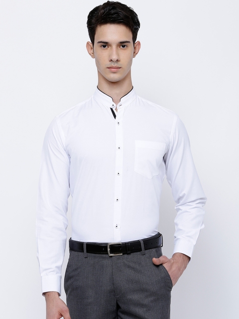 

Mark Taylor Men White Slim Fit Solid Formal Shirt