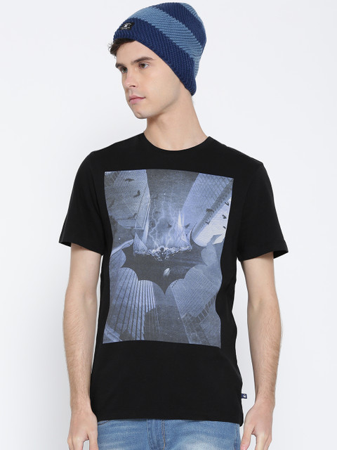

United Colors of Benetton Men Black Printed Round Neck T-shirt