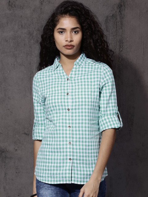 

Roadster Women Green & White Slim Fit Checked Casual Shirt