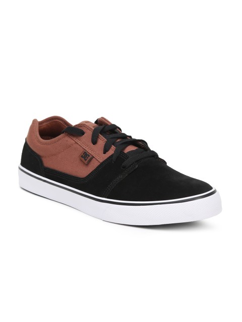 

DC Men Black TONIK M Sneakers