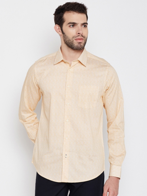 

Blackberrys Men Off-White & Mustard Yellow Slim Fit Printed Casual Shirt