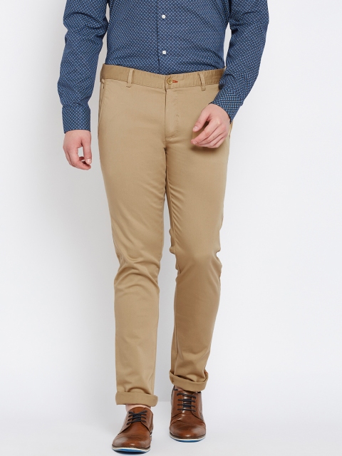 

Blackberrys Men Khaki Sharp Fit Solid Trousers