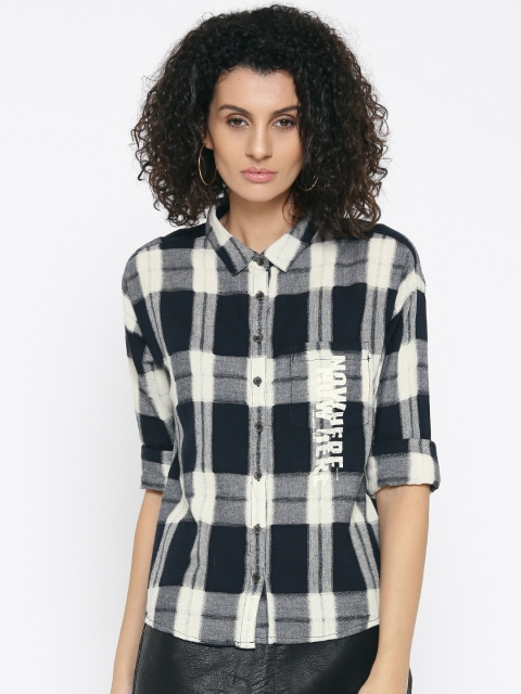 

Roadster Women Navy Blue & Off-White Relaxed Fit Checked Casual Shirt