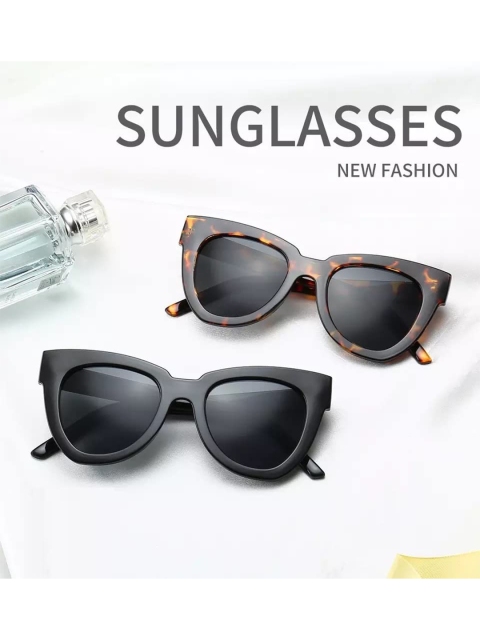 

AUGEN Unisex Yellow Lens & White Oversized Sunglasses with UV Protected Lens VI-SG-108