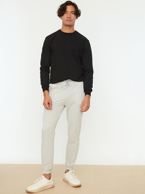 

Trendyol Men Grey Solid Joggers
