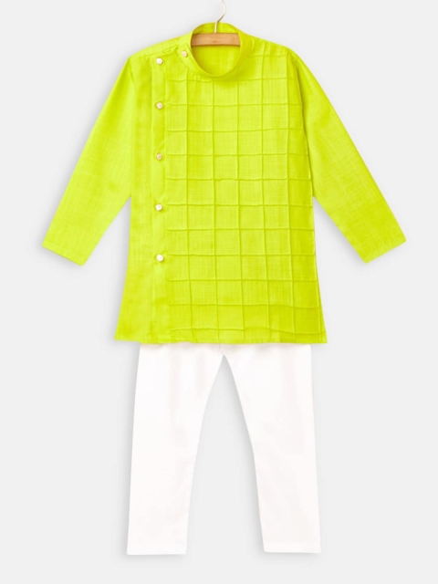 

Hopscotch Boys Green & White Solid Cotton Blend Kurta With Pyjamas