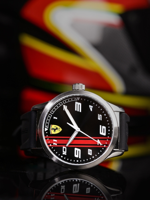 

SCUDERIA FERRARI Young Collection Boys Black Analogue Watch 0810015