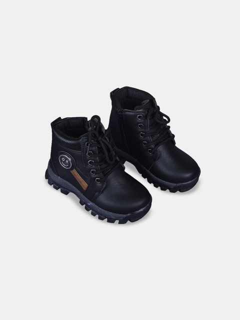 

Hopscotch Infants Boys Black Solid Ankle-Length Boots