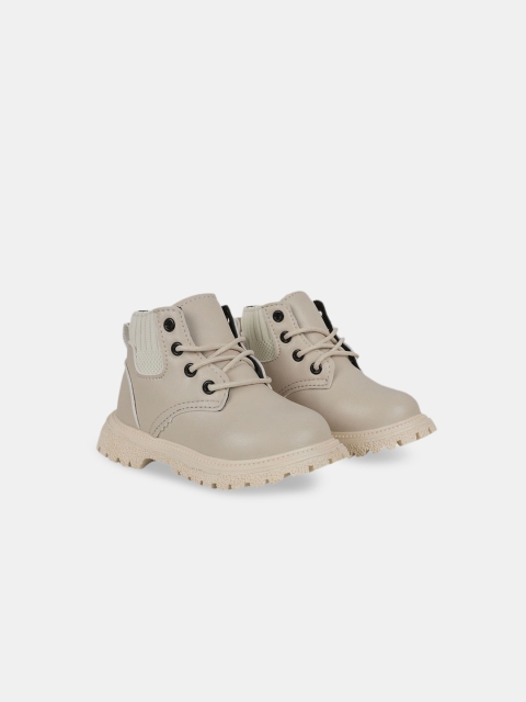 

Hopscotch Boys Beige Solid Regular Ankle Length Boots