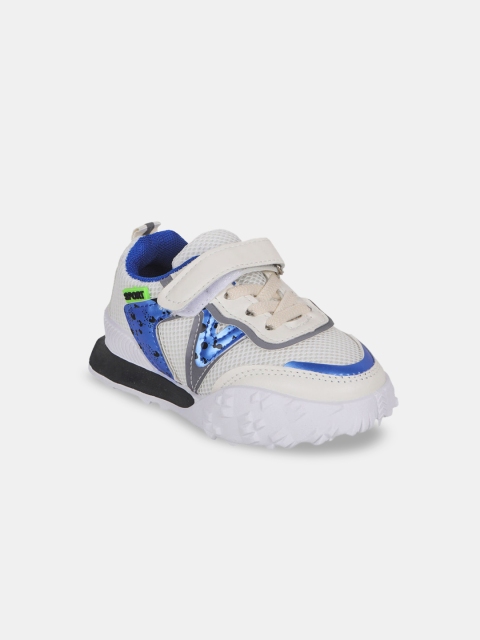 

Hopscotch Unisex Kids White Colourblocked PU Sneakers