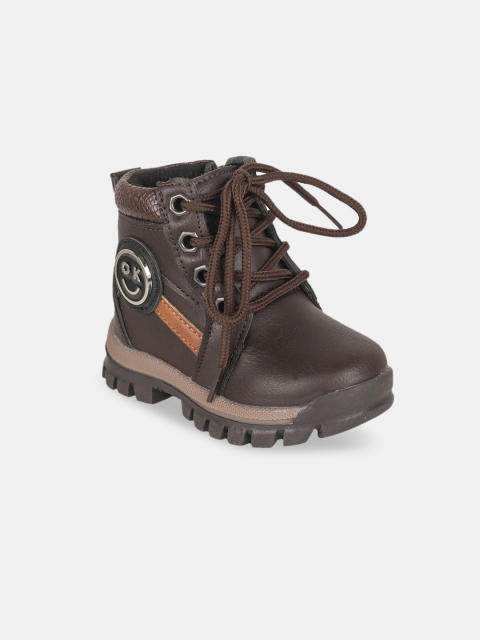 

Hopscotch Boys Brown Solid High-Top Boots