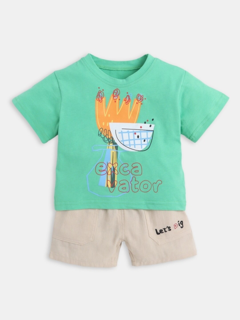 

Hopscotch Boys Green & Beige Graphic Printed Pure Cotton T-shirt with Shorts