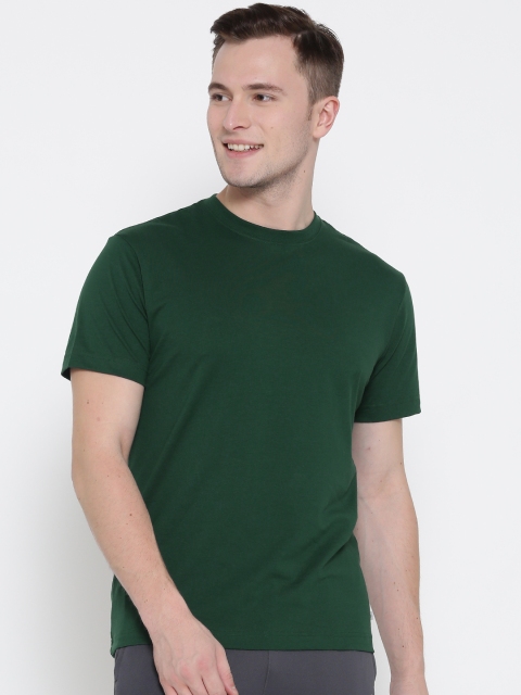 

Jockey Men Green Solid Round Neck T-shirt