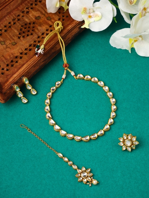 

VIRAASI Women Gold-Plated & White Kundan Studded Jewellery Set