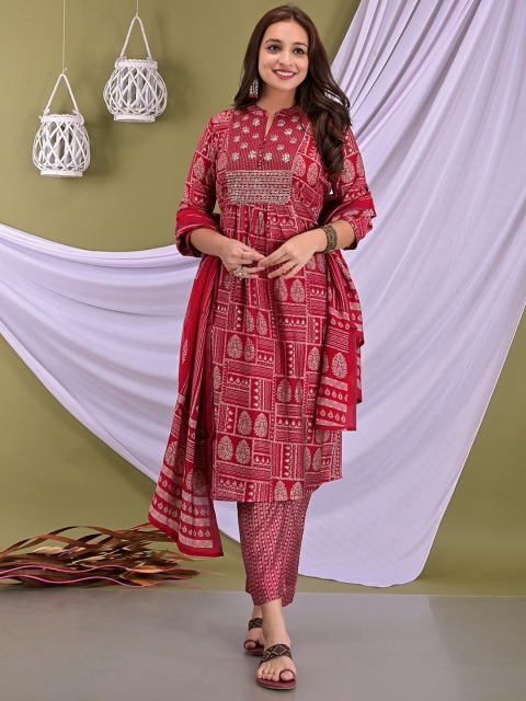 

EtnicaWear Women Red Floral Embroidered Pure Cotton Kurta Set
