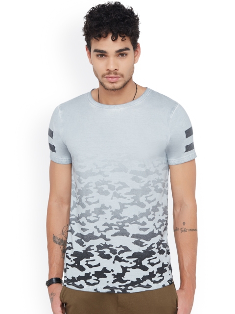 

Breakbounce Men Grey Camouflage Print Round Neck T-shirt