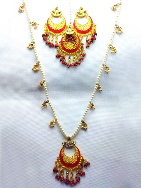 

Kshitij Jewels Gold-Plated Red & White Stone Studded & Beaded Jewellery Set