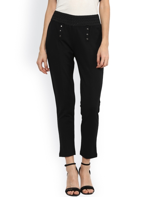 

109F Black Jeggings