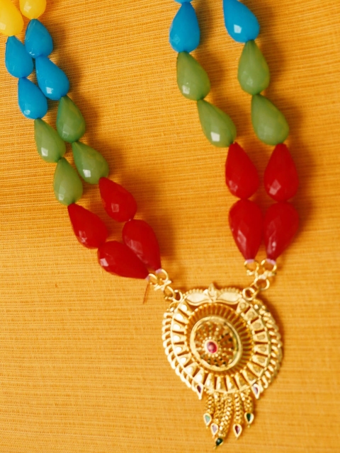 

Unnati Silks Gold-Toned & Red Oval Shape Beads Layered Necklace