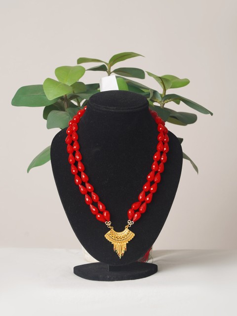 

Unnati Silks Red & Gold-Plated Amravati Necklace