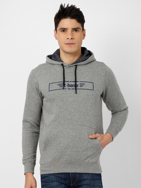 

t-base Men Grey Melange Printed Sweatshirt