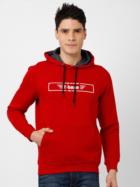 

t-base Men Red Printed Cotton Hooded Sweatshirt