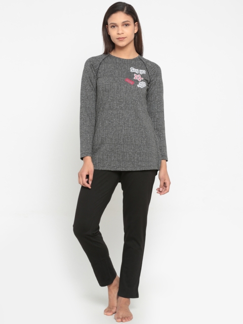 

Sweet Dreams Women Grey & Black Solid Night suit