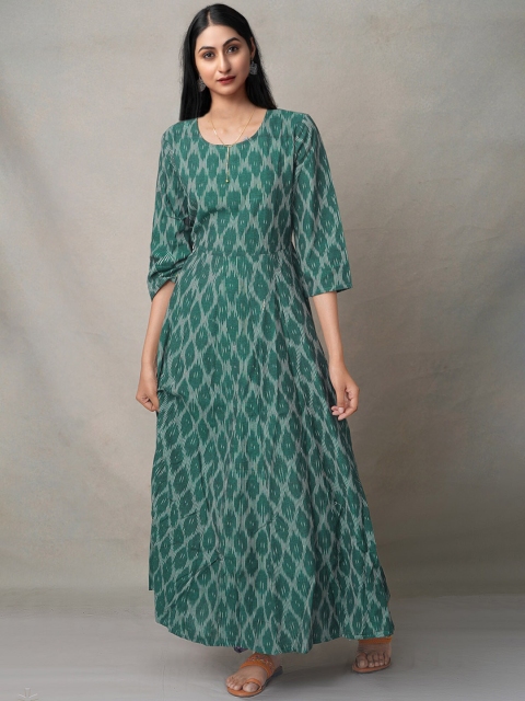 

Unnati Silks Women Green Printed Floral Handloom Anarkali Kurta