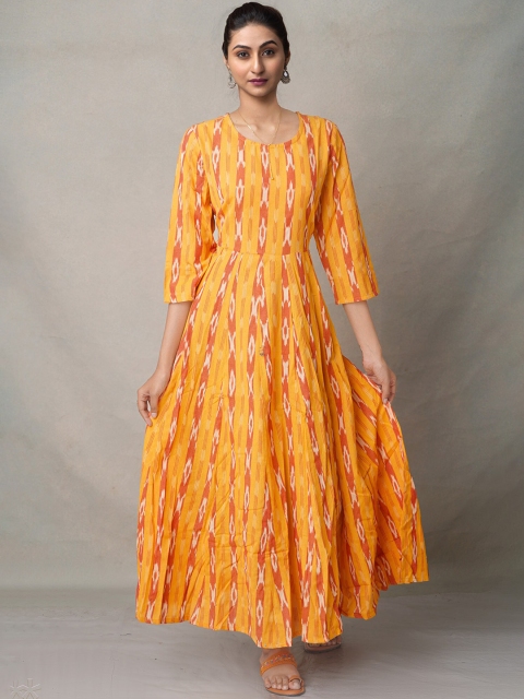 

Unnati Silks Women Yellow & Red Printed Handloom Kurta