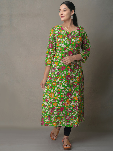 

Unnati Silks Women Green & Red Floral Printed Flared Sleeves Floral Handloom Kurta