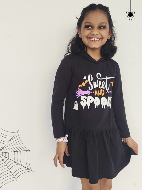 

YK Girls Black Halloween Typography Printed Fit & Flare Hooded Sweatshirt Dress