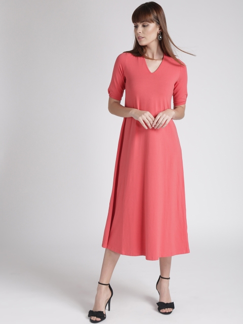 

Chemistry Women Coral Pink Solid Midi Fit & Flare Dress