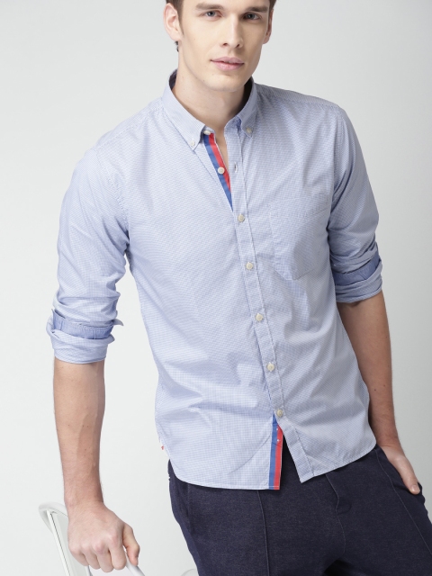

INVICTUS Men Blue & White Slim Fit Checked Casual Shirt